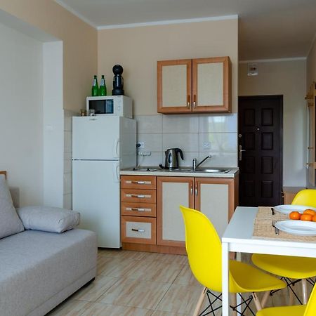 Holiday Home Slavia New 600 Z Balkonem Przy Plazy Miedzyzdroje Exterior photo
